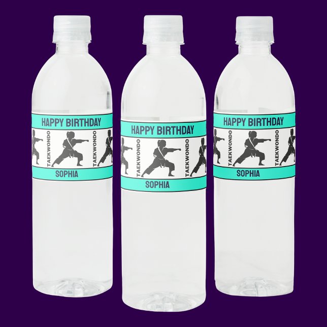 Étiquette Pour Bouteilles D'eau Taekwondo Cadeau d'anniversaire, Joueuse de taekwo (Créateur téléchargé)