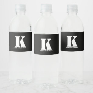Étiquette Pour Bouteilles D'eau Texte moderne personnalisé noir monogramme personn