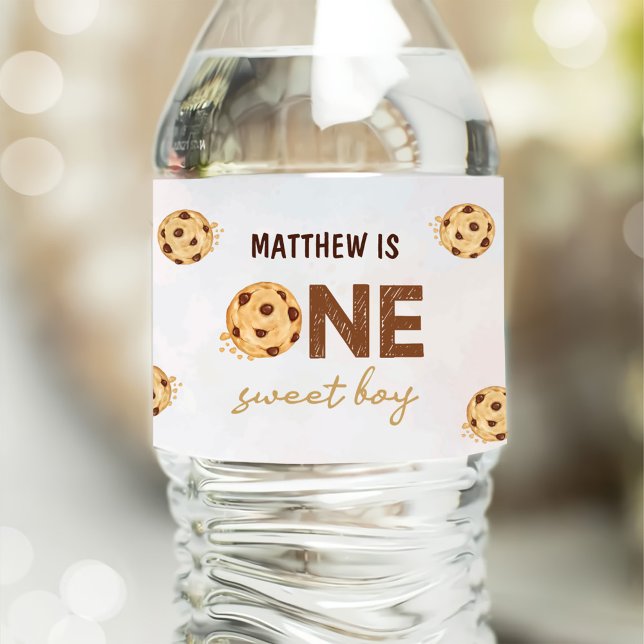 Étiquette Pour Bouteilles D'eau Un gâteau sucré Première fête d'anniversaire (Créateur téléchargé)