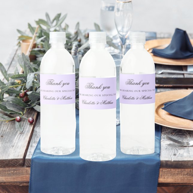 Étiquette Pour Bouteilles D'eau Violet lavande élégant script mariage merci (Créateur téléchargé)