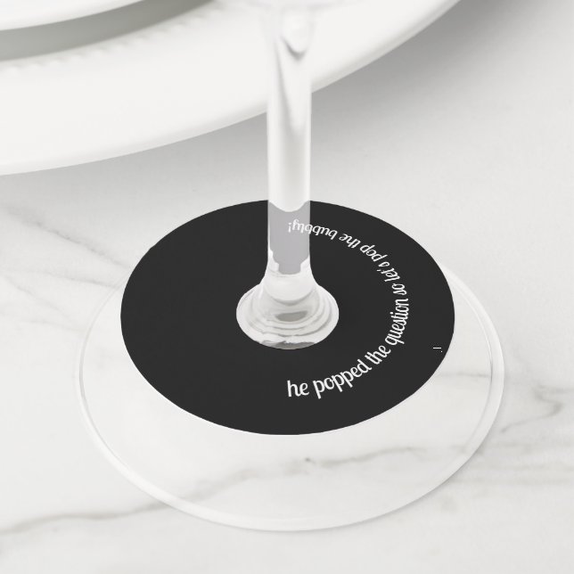 Étiquette Pour Verre De Vin Soirée d'engagement de mariage personnalisée (De près)