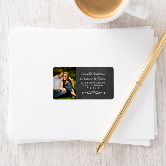 Étiquette Rustic Chalkboard Mariage Photo Return Adresse (En situation)