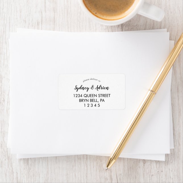 Étiquette Simple Calligraphy Wedding Rsvp Address Label (En situation)