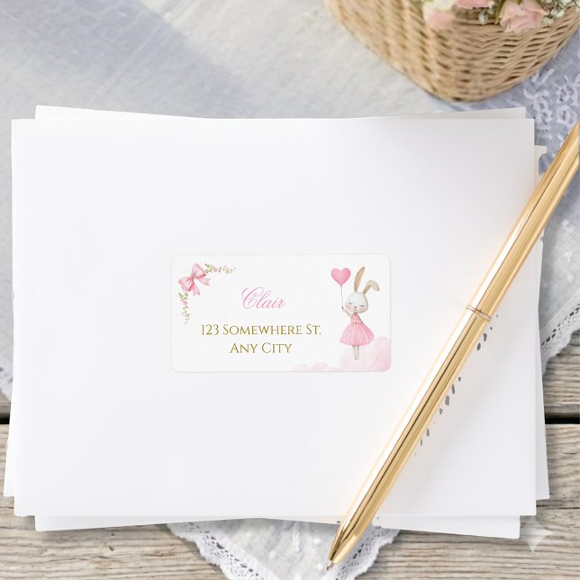 Étiquette Un petit lapin fête son premier anniversaire 1er A (Some Bunny is Turning One Return Address Labels. Floral bunny 1st birthday invitation stickers.)
