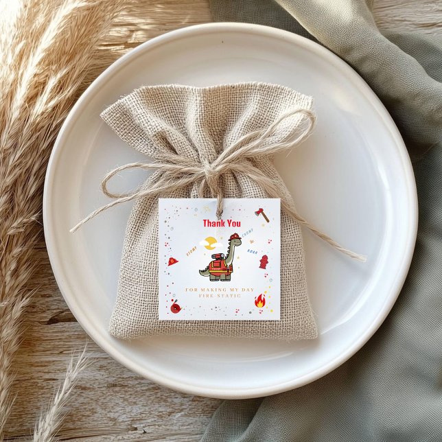 Étiquettes Cadeau Adorable pompier Dino anniversaire (Créateur téléchargé)