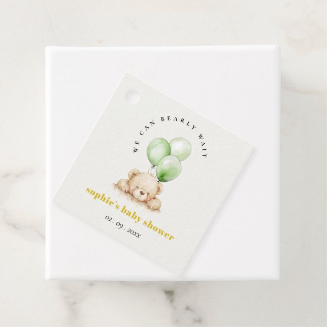 Étiquettes Cadeau Baby shower à ballon d'attente neutre vert (En situation)