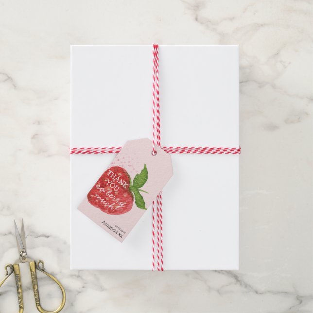 Étiquettes-cadeau Baby shower Berry Sweet Strawberry (Avec de la ficelle)