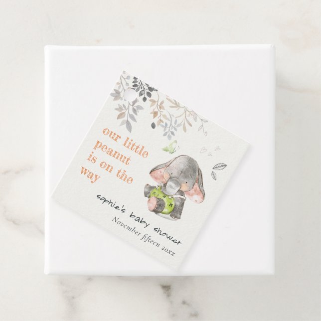 Étiquettes Cadeau Baby shower de feuillage d'éléphant de petite arac (En situation)