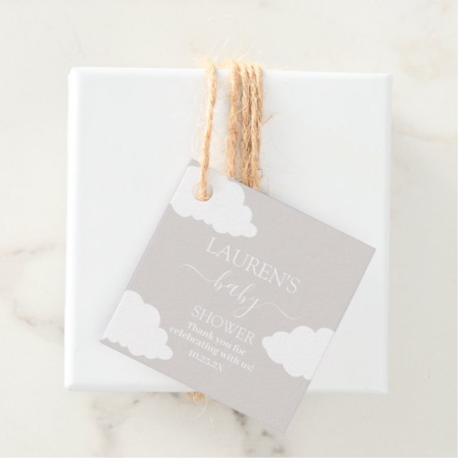 Étiquettes Cadeau Baby shower minimaliste nuage (En situation)