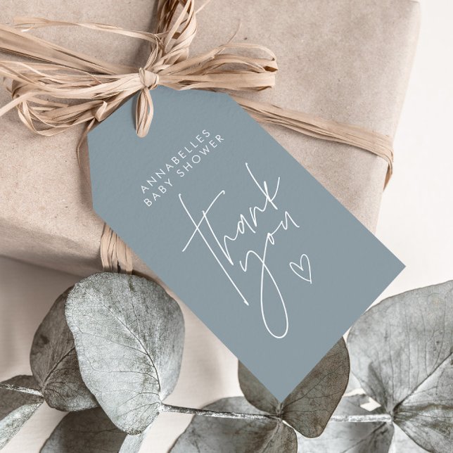 Étiquettes-cadeau Baby shower script moderne bleu poussiéreux élégan (Créateur téléchargé)