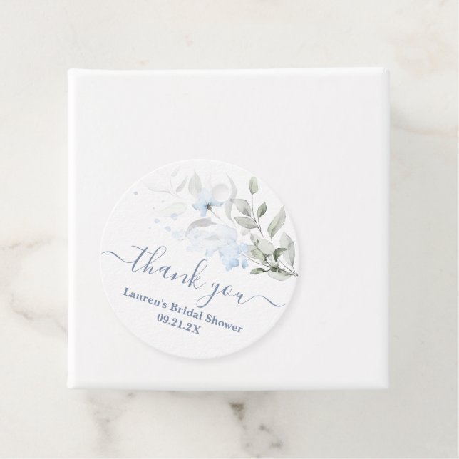 Étiquettes Cadeau Balises de préférence Floral bleu Dusty (En situation)