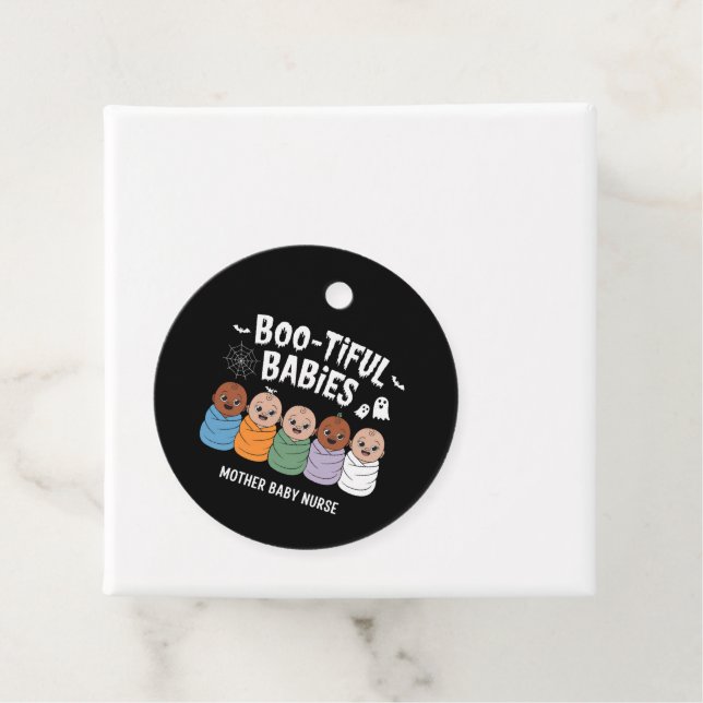 Étiquettes Cadeau Bébés nourrissants Mère Bébé Infirmière Halloween (En situation)
