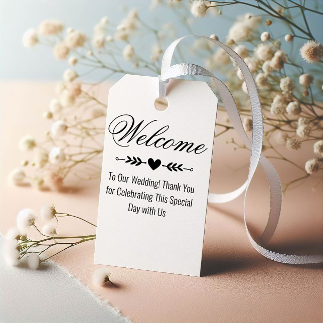 Étiquettes-cadeau Bienvenue L'Amour Mariage Est La Calligraphie Coeu (welcome wedding tag  thank you letter out of town guests simple classic fancy script typography )