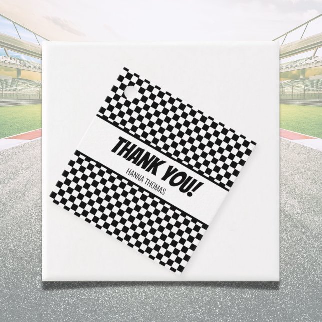 Étiquettes Cadeau Black White Check Motif Racing thème Anniversaire (Créateur téléchargé)