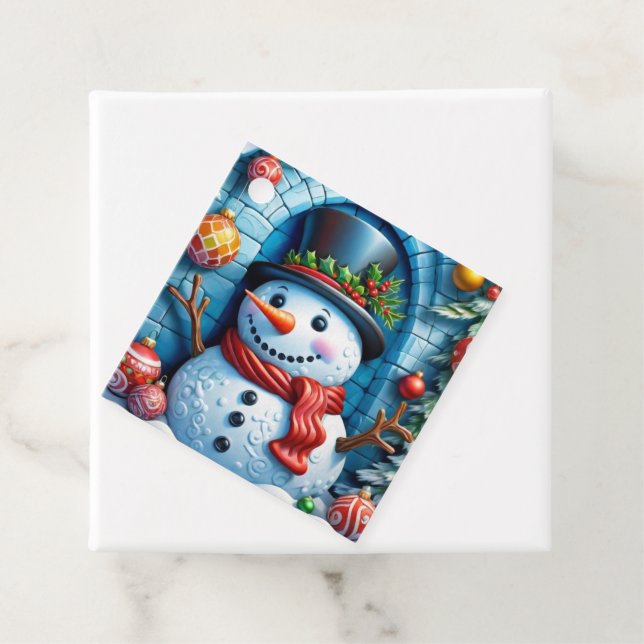 Étiquettes Cadeau Bonhomme de neige avec décoration de Noël - (En situation)