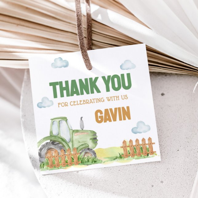 Étiquettes Cadeau Boy Green Tractor Carré de fête d'anniversaire (Green Tractor Birthday Party Favor Tags)