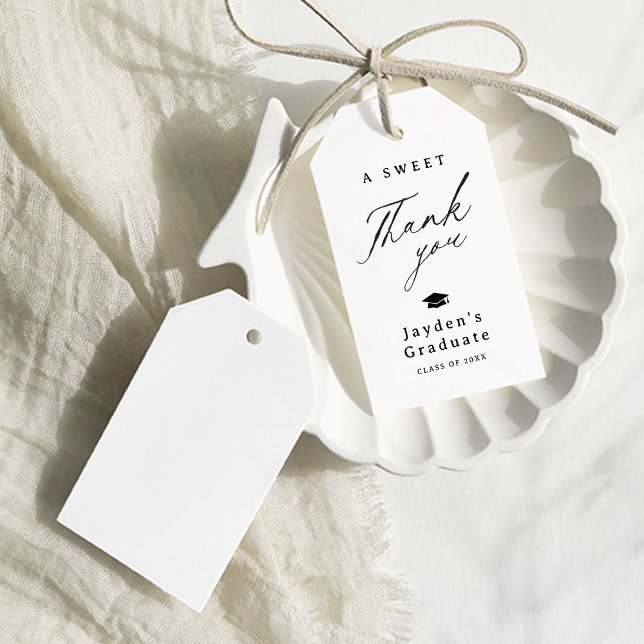 Étiquettes-cadeau Calligraphie moderne Un Merci doux Graduation (Modern Calligraphy A Sweet Thank You Graduation Gift Tags)