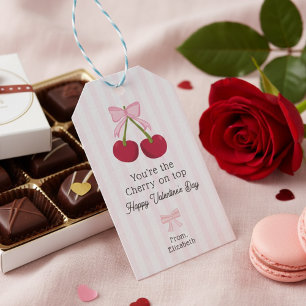 Étiquettes-cadeau Cerise de la Saint-Valentin sur le dessus Coquette