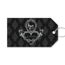 Coeur victorien avec crâne