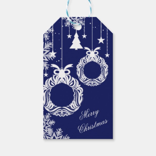 Étiquettes-cadeau Couronne blanche d'ornement de Noël sur le bleu (Devant)