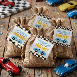 Étiquettes Cadeau Deux courses de voitures rapides Fête d'anniversai