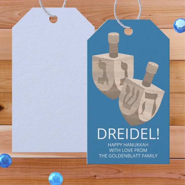Étiquettes-cadeau Dreidel Chêne Rustique Hanoukka Amusant Bleu Et Bl (Add these easy to customize dreidel themed Hanukkah gift tags to your list of celebration supplies)