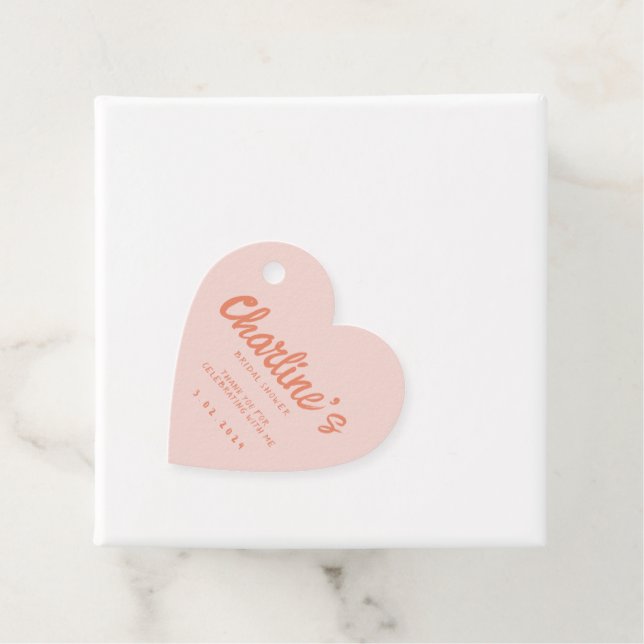 Étiquettes Cadeau Écriture manuscrite rose pastel Fête des mariées r (En situation)