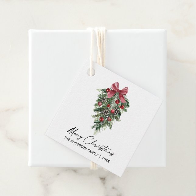 Étiquettes Cadeau Elégante aquarelle Pine Calligraphie Encre Noël (En situation)