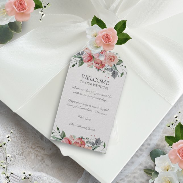 Étiquettes-cadeau Elizabeth Pink Floral Hotel Invités Mariage Bienve (Pink floral gift tag with vintage calligraphy script for an elegant, classic look)