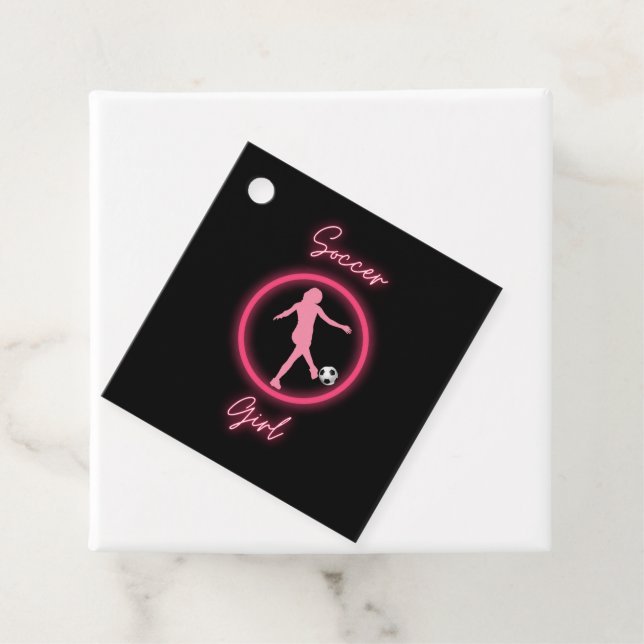 Étiquettes Cadeau Fille de soccer rose brillant (En situation)