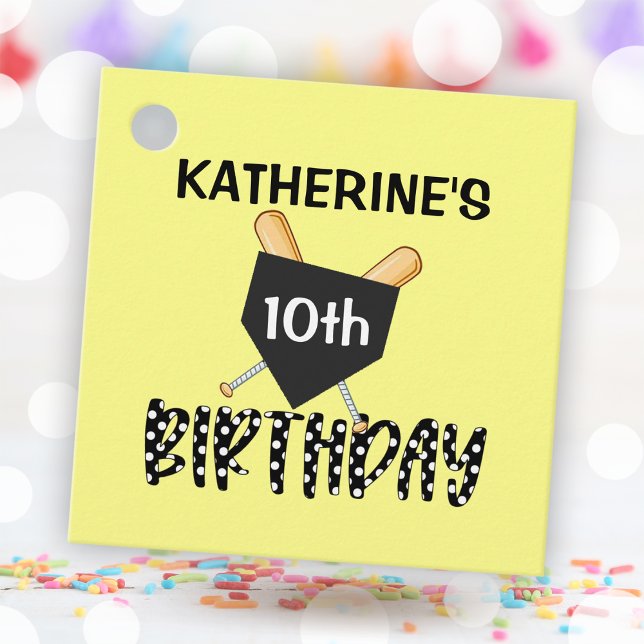 Étiquettes Cadeau Filles Softball Carré de fête d'anniversaire (Girls Softball Birthday Party Square Favor Tags)