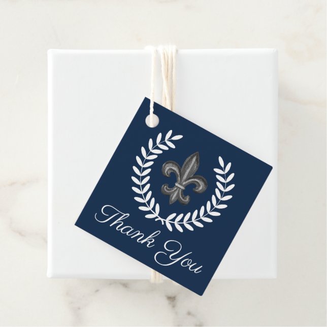 Étiquettes Cadeau Fleur de Lis & Laurels | MERCI (En situation)