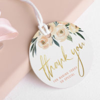 Fleurs de teint rose avec écriture dorée moderne M