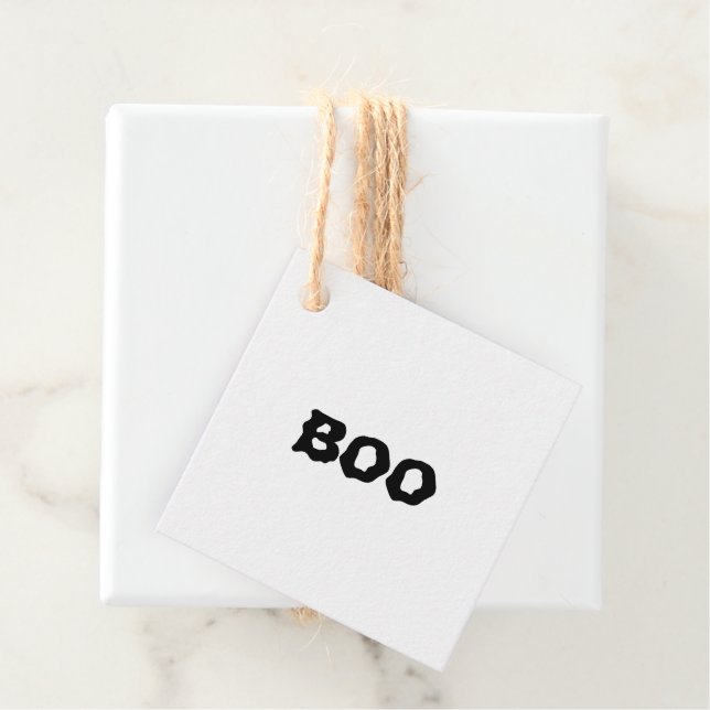 Étiquettes Cadeau Halloween Boo noir et blanc éffrayant blanc (En situation)