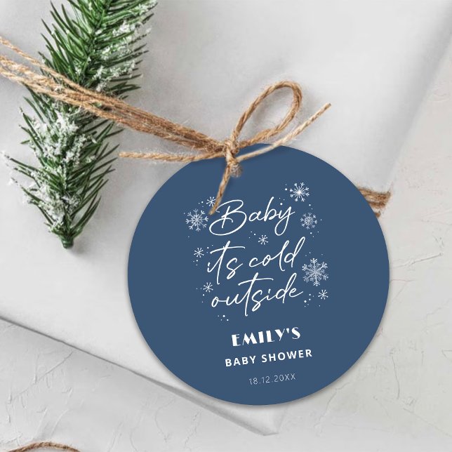 Étiquettes Cadeau Il fait froid à l'extérieur du baby shower bleu (Créateur téléchargé)