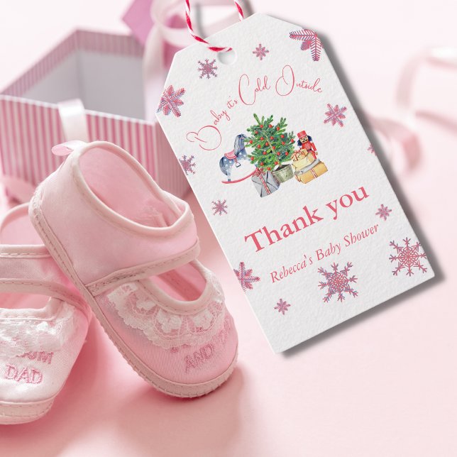 Étiquettes-cadeau Il fait froid dehors Baby shower d'hiver de fille  (Créateur téléchargé)