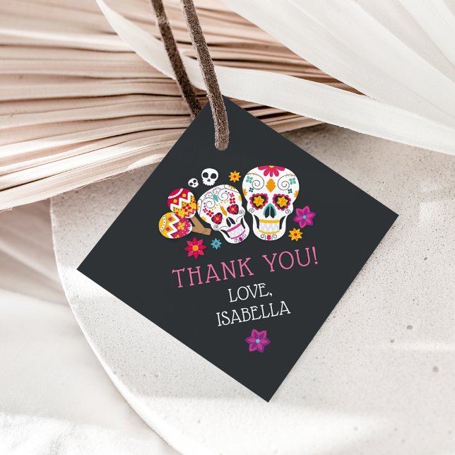 Étiquettes Cadeau Jour mignon des crânes de sucre morts (Créateur téléchargé)