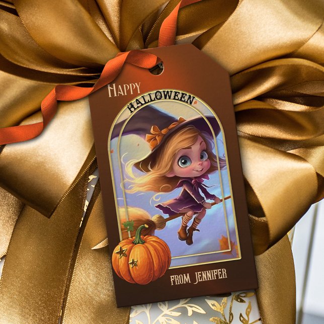 Étiquettes-cadeau Joyeux Citrouille de sorcière Halloween (A cute gift tag featuring a happy witch flying through the air to bring some goodies)