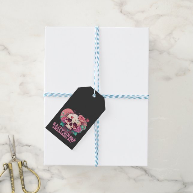 Étiquettes-cadeau Joyeux crâne de Valentines de la Journée de sensib (With Twine)