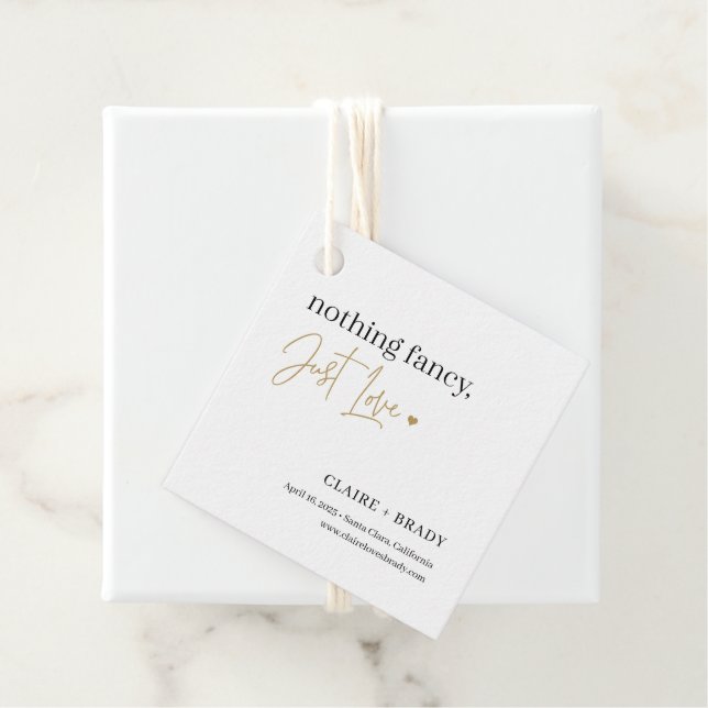 Étiquettes Cadeau Just Love EDITABLE COULOR Enregistrer Les Balises  (En situation)