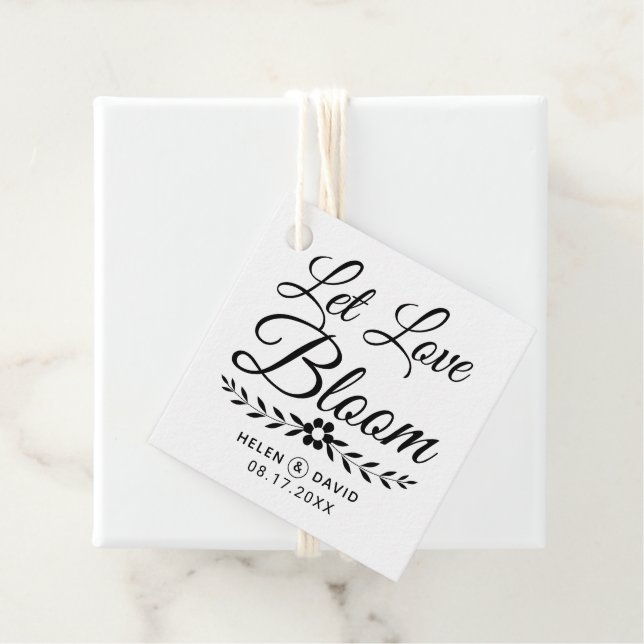 Étiquettes Cadeau Laissez fleurir l'amour typographie noire mariage  (En situation)