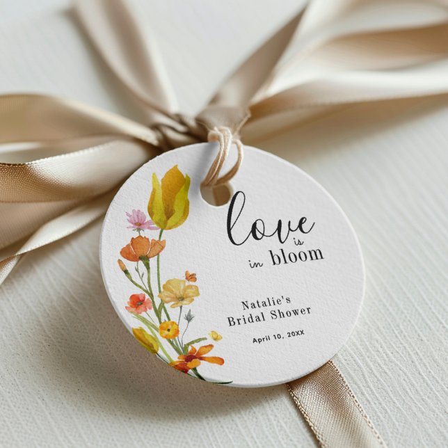 Étiquettes Cadeau L'amour est dans la Fête des mariées Fleur sauvage (Créateur téléchargé)