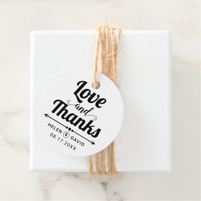 Étiquettes Cadeau Love and Thanks élégant mariage de typographie (En situation)