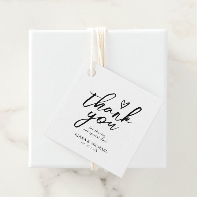 Étiquettes Cadeau Love Calligraphy Merci Floral Black B&W ID940 (En situation)