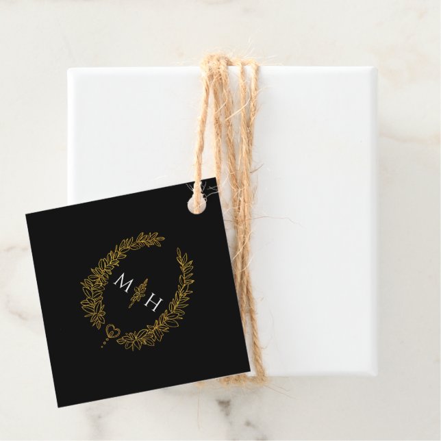 Étiquettes Cadeau Mariage d'art de la couronne ovale en feuille blan (En situation)