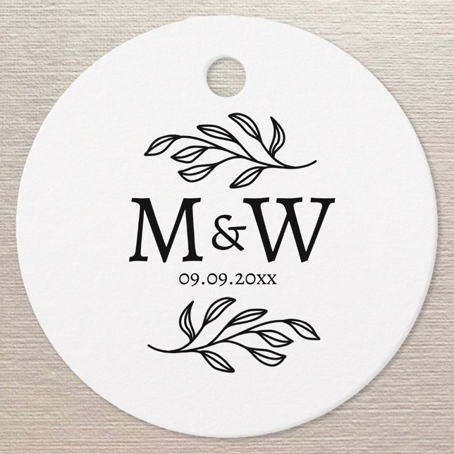 Étiquettes Cadeau Mariage Monogramme Couple Date Élégante Botanique (Wedding couple monogram initials date botanical leaf line art favor tag)