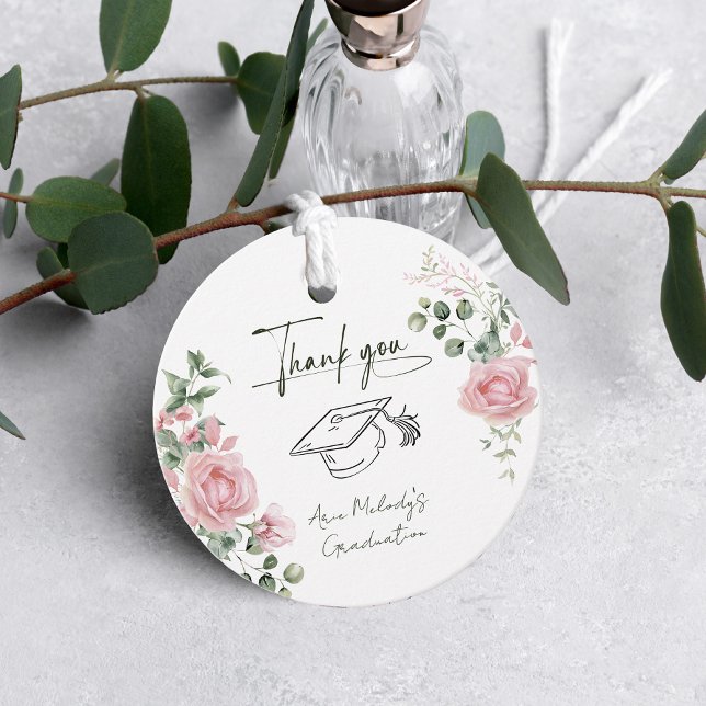 Étiquettes Cadeau Modern Pink Roses Script Graduation (Créateur téléchargé)