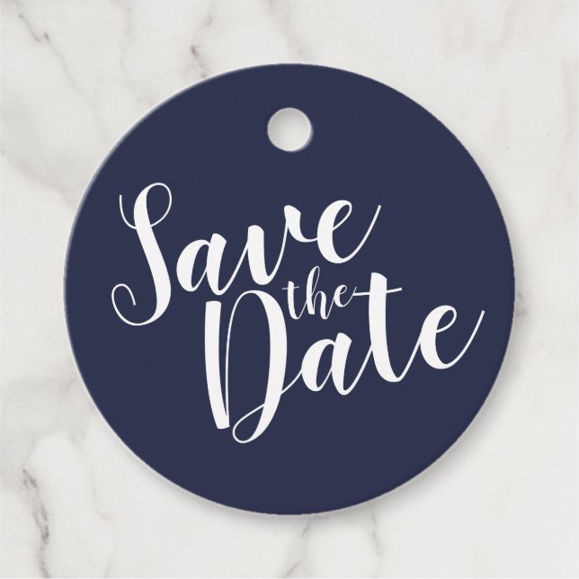 Étiquettes Cadeau Modern Script Marine Blue Wedding Enregistrer la d (Devant)