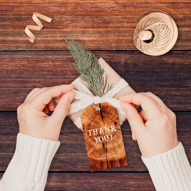 Étiquettes-cadeau Monogramme en bois rustique Mariage en Merci (Créateur téléchargé)