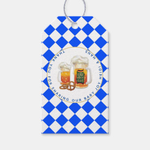 Étiquettes-cadeau Oktoberfest Baby shower Baby est en train de brass